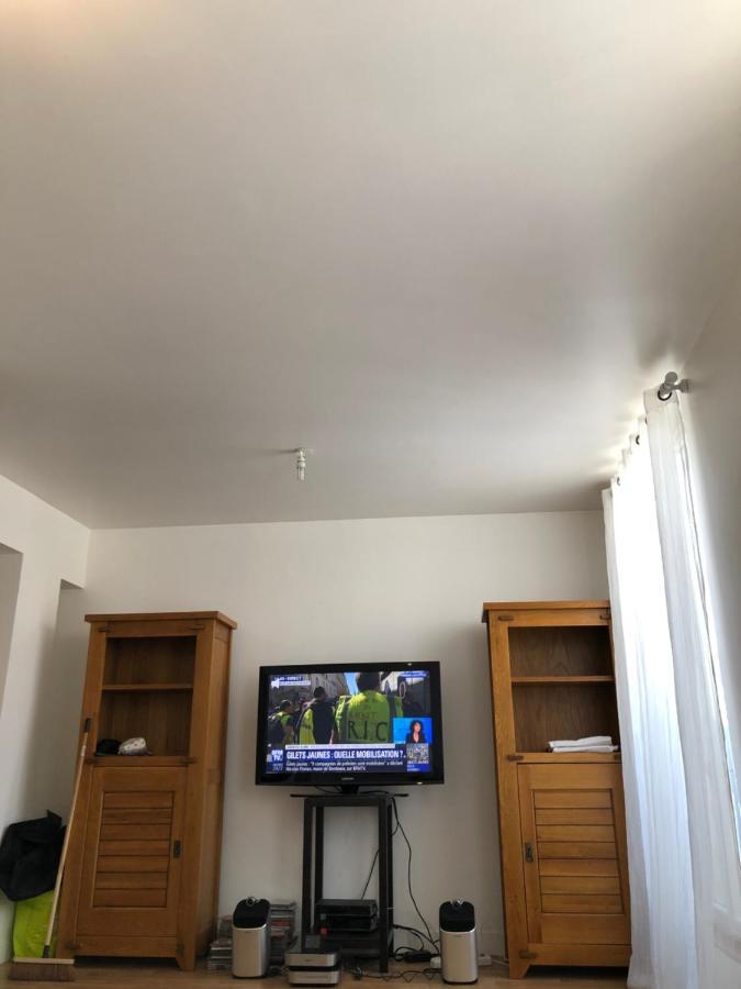 28 Rue Poulet * Paris